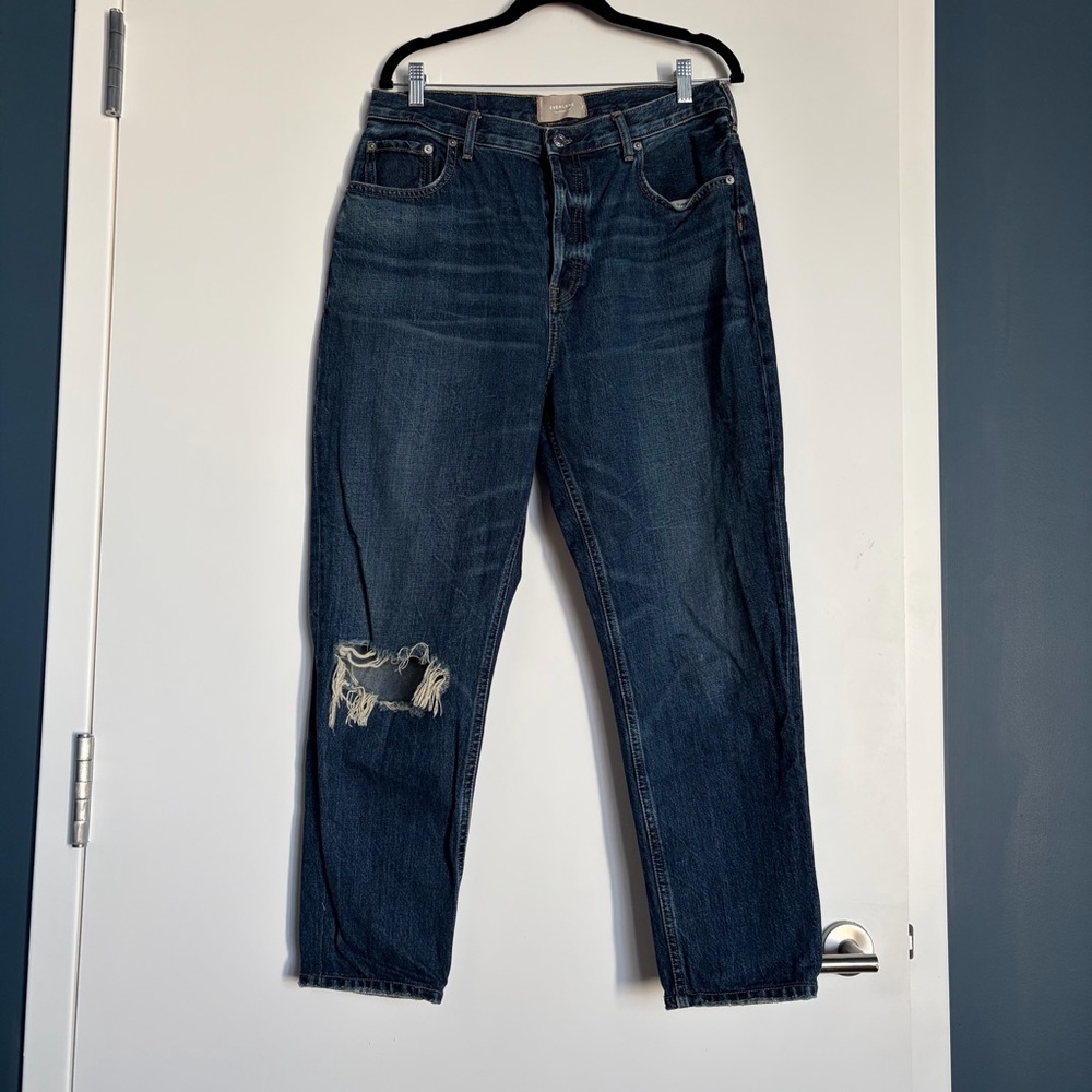 Everlane ‘90s Cheeky Straight Jean in Vintage Dark Wash